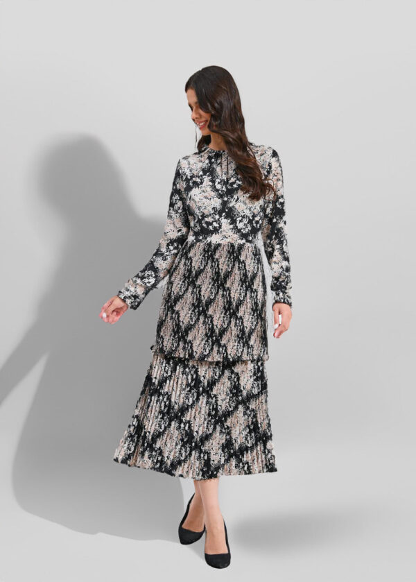 luxandivy Monochrome Ruffle Dress for Women – Black and White Floral Midi Dress with Flowy Tiers - Image 3