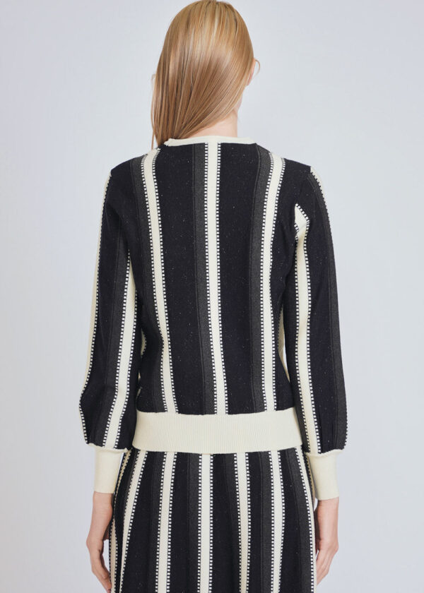 luxandivy Black Contrast Knit Top for Women – Stylish Two-Tone Sweater Blouse - Image 2