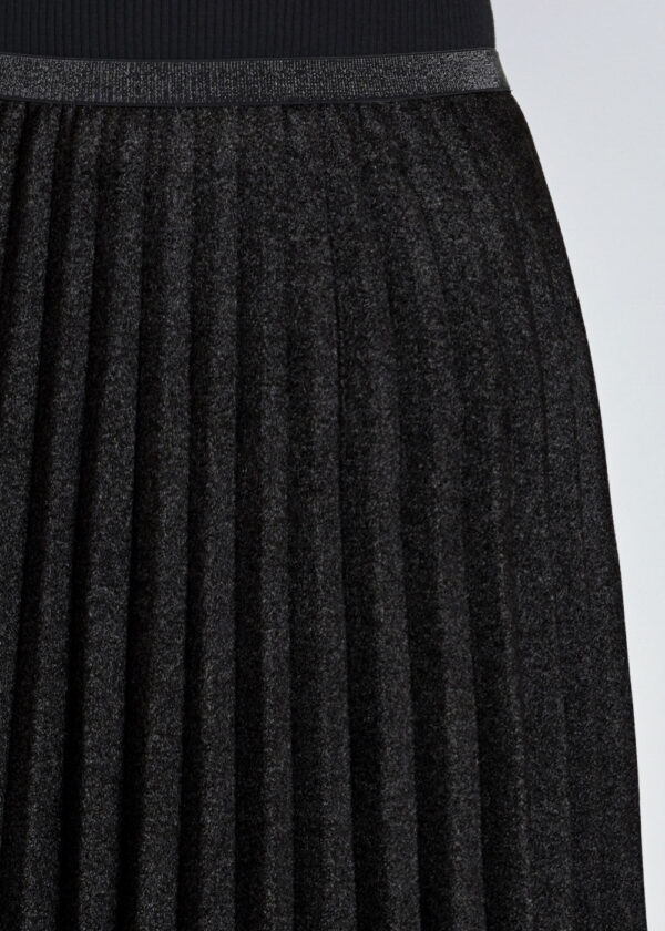 luxandivy Black Pleated Suede Midi Skirt for Women – Soft Faux Suede A-Line Skirt - Image 3