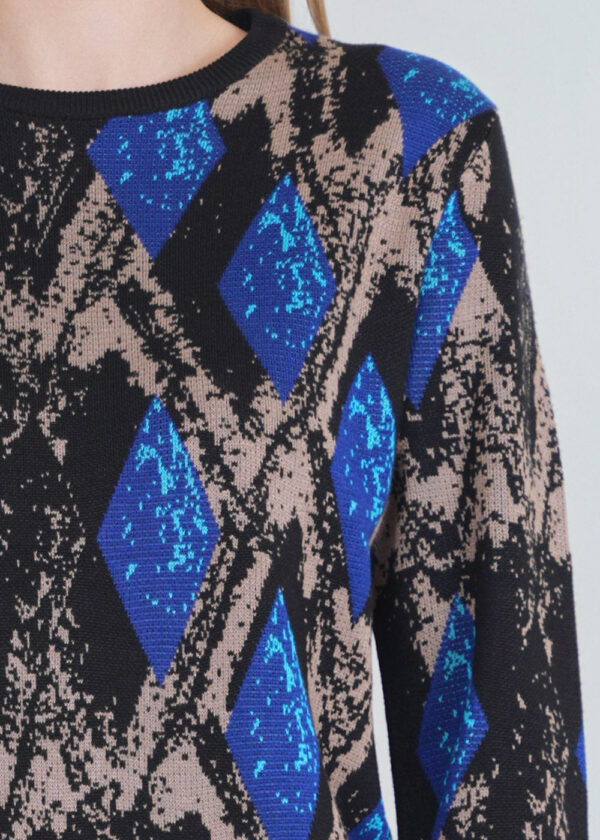 luxandivy Blue Diamond Knit Sweater for Women – Cozy Geometric Pattern Pullover - Image 3